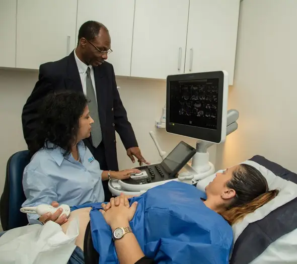 Dr Magotti at work | obstetric and gynaecological ultrasound near me