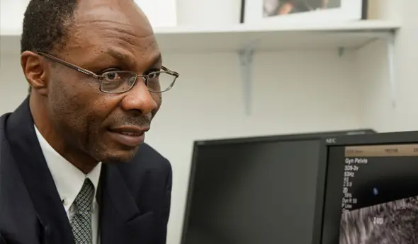Dr Magotti at work | obstetric and gynaecological ultrasound near me