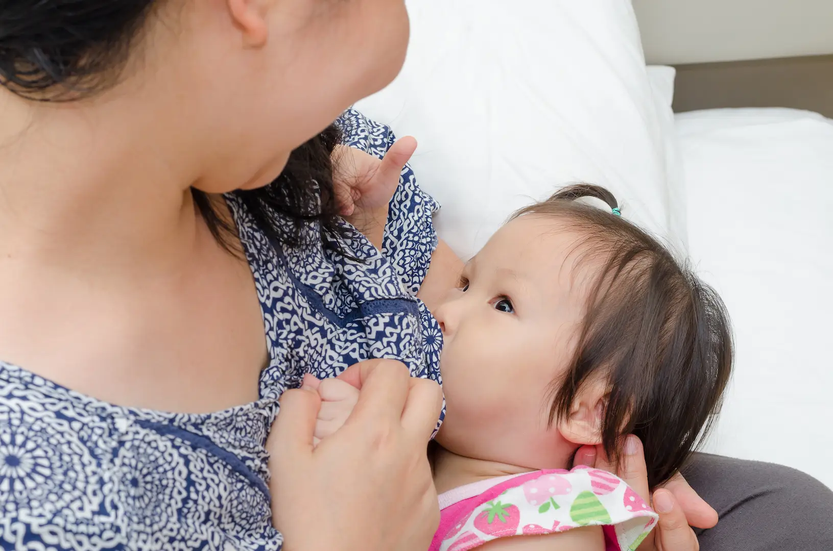 woman breastfeeding an infant | obstetric and gynaecological ultrasound near me